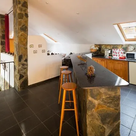 María Apartamento